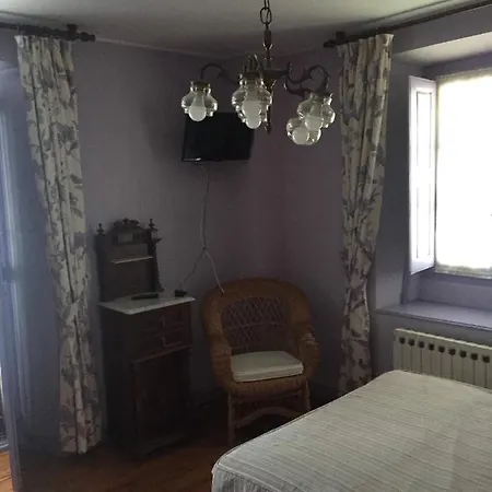 Fogadó La Casona De Lomas *