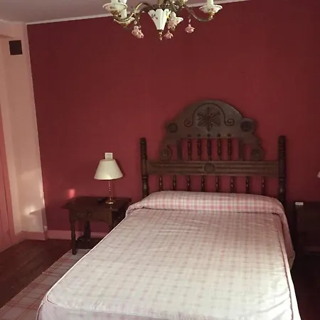 La Casona De Lomas * Arenas De Iguna